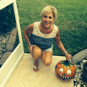 Meet your Posher, Beverly